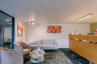 429 Apartments & Suites Hotels in Sandy Bay