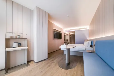 HanTing Hotel (Pingyang Aojiang Yintaicheng)