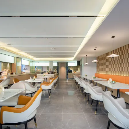 Atour Hotel Lishui Longquan