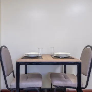 Roma Court Serviced Apartments Отели рядом с достопримечательностью «Торговый центр Yaya Centre»