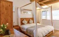 Flower Habitat Yue Mountain Warehouse Hotels in Ningshan