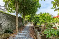 Huangshan Tingyu Pavilion B&B (Xixinan Ancient Village Scenic Area)