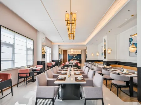 Jinjiang City Hotel Huai'an Wanda Plaza Hexia Ancient Town Branch Отели рядом с достопримечательностью «Guan Tianpei Ancestral Hall»