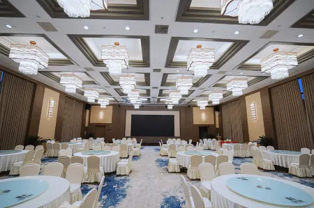 Huai'an Lianshui Airport Wanda Moments Hotel