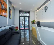 Yuanyue Boutique Hotel (Heihe International Grand Night Market)