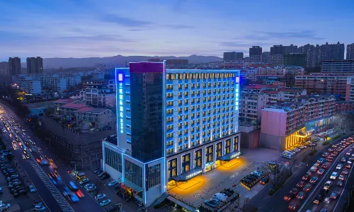 Yangquan Lanou International Hotel