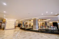 Golden Lion Crown Hotel