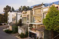Dali Mountain Lan Hai Qi Homestay
