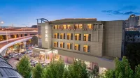 Homeinn · neo (Wuhan Canglong East Street Subway Station Media College) Hotels in Wuhan