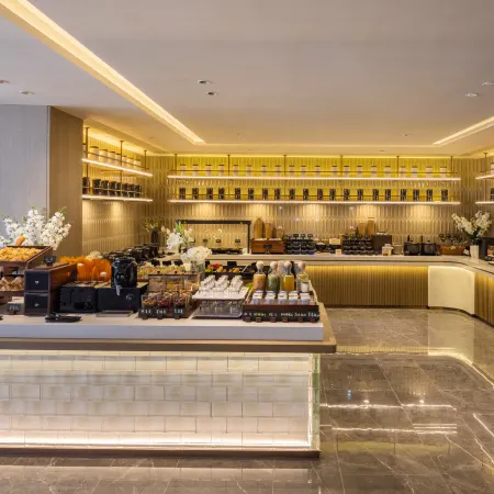 Weifang Qingzhou Ancient City Tuoshan Middle Road Atour Hotel