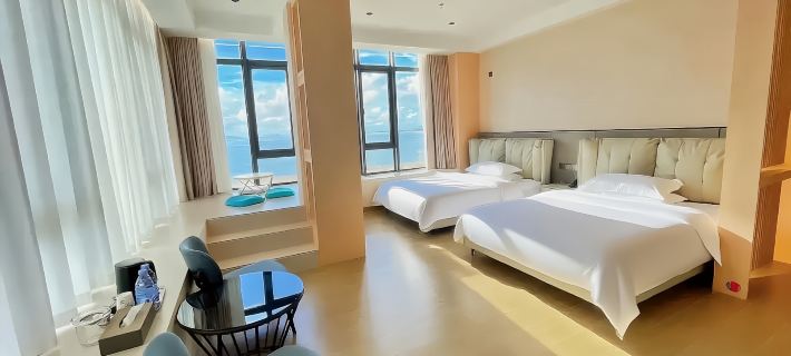 Linghai Homestay (Jinxiang Yintan Branch) Hotel di Lufeng