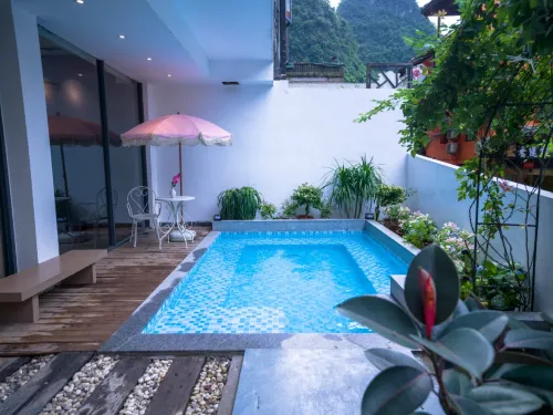 Chen's Garden Hotel (Yangshuo West Street Head Office)