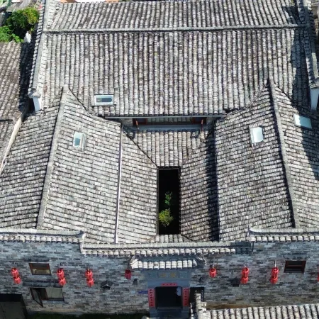 Hongcun Wanfujing Business Resort Hotel