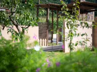 Alpenglow Resort Manor, Danba โรงแรมในตันปา