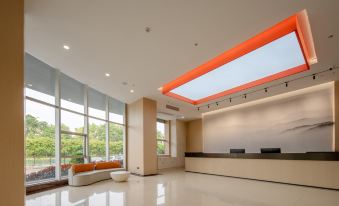 Yueshang Hotel (Guangzhou Olympic Sports Center Shenzhou Road Subway Station Branch)