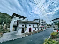 Heheyue Inn Hotels near Lu Yuan Ping