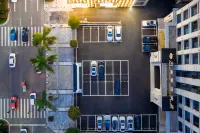 Hejiang Chuanyuan Zunyue Hotel (Meilicheng Financial Center) - Parking