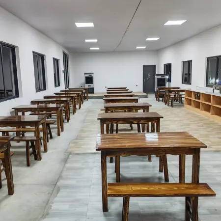 Kong West Island Guesthouse (Luxi West Sea Scenic Area Branch)