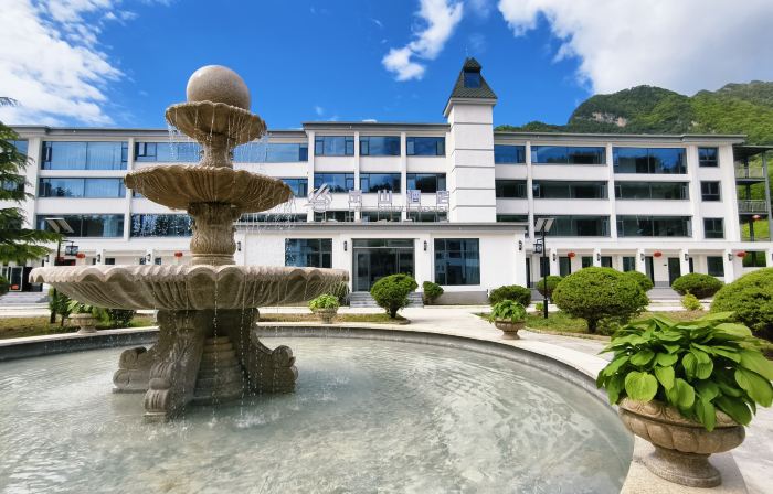 Lanshan Hotel (Tongtianping Scenic Area)