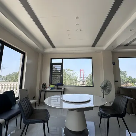 Longmen Island Homestay