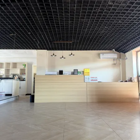 Alien E-Sports Hotel