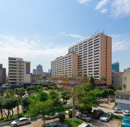 Huatai Hotel