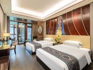 Mountain Fanjing Qixi Resort