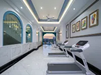 Xishuangbanna Parisian Riverview Light Luxury Hotel (Gaozhuang Xishuangjing Xingguang Night Market) - Gym