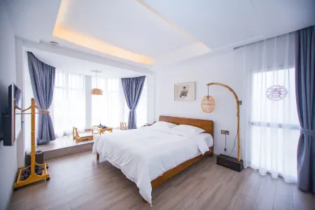 Dongshan Yixin-Yishu Beach House Отели рядом с достопримечательностью «Nanmenwan»