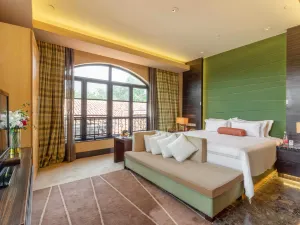 Mayland Resort
