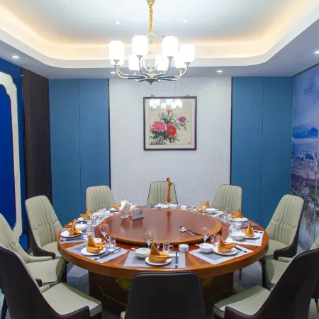 Jixi Huizhou Grand Hotel