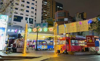 Homeinn Plus Hotel (Shanghai Changshou Road Yaxin Plaza Subway Station)