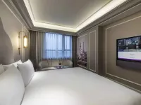 Mercure Yanan Downtown Hotels near Xincheng 100m Avenue Observation Deck