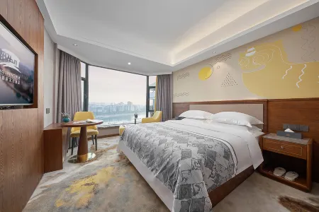 Hengsheng Yipin Hakka Culture Hotel (Shaoguan Centennial East Street Branch) Отели рядом с достопримечательностью «Shaoguan Zhongshan Park»