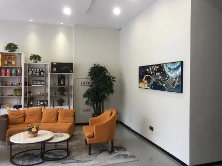 Suzhou four seasons Huapan Hotel Отели рядом с достопримечательностью «Tian'ehu Park»