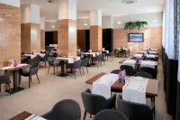 Cornaro Hotel - breakfast