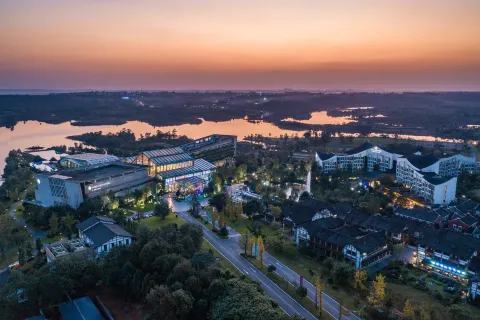 InterContinental Heilong Lake