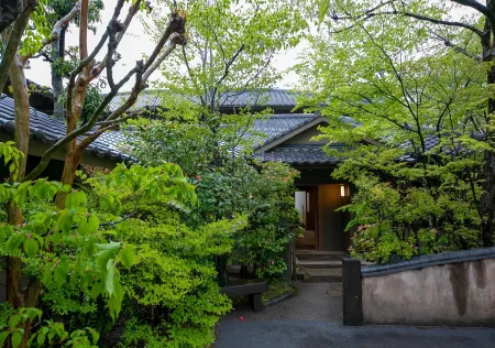 Yufuin Onsen Hinoharu Ryokan