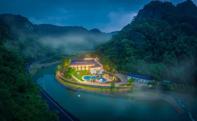 Xinchang Qianxi Hotel Các khách sạn gần Xinchang Passenger Transport Center
