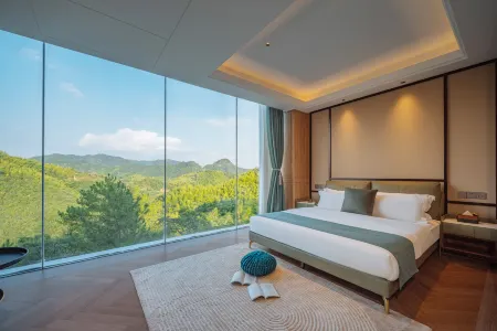 Floral Lux Hotel·Pan'an Panshan yunyin Guesthouse Отели рядом с достопримечательностью «Zhaomingyuan Scenic Area»