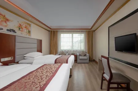 Xiangtan Eden Business Hotel