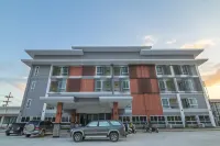Suksomboon Hotel