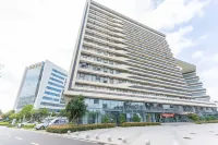 Luoman Hotel Hotels near Xianghong Art Park