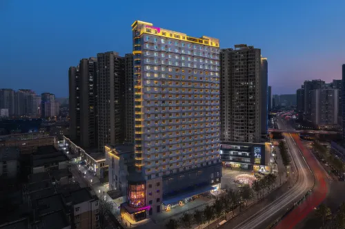 Xi 'an Moxy Hotel (Qujiang Big Wild Goose Pagoda store) Hotels in Xi'an