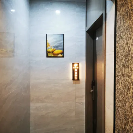 MeiNuoSi Light luxury apartment