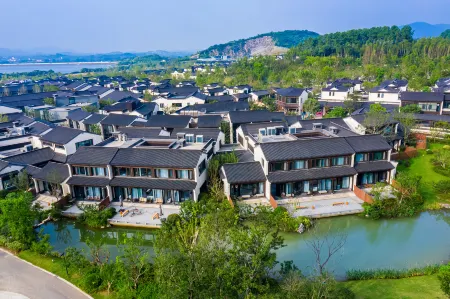 Yixing Longyin Xishan inn Отели рядом с достопримечательностью «Holy Land of Taozu—Bamboo Tip Corridor»