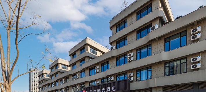 Shankee Collection Hotel (Longyou Hongmu Xiaozhen) Hotel di Longyou