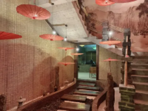 Changshan·Xuansu Xigu Courtyard Transparent Swimming Pool Resort
