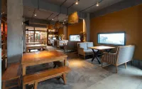 The Twelve Manor Terraces Hostel - breakfast
