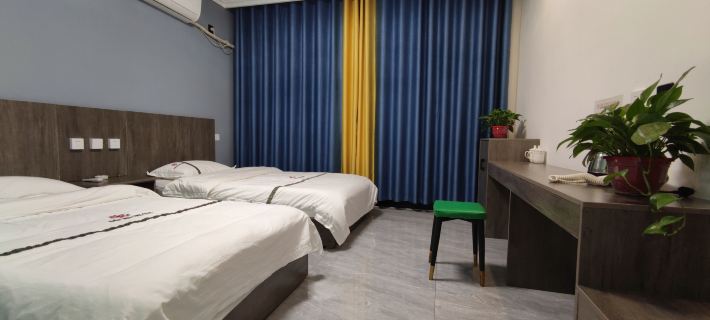 Xinxiang Yuxin Hotel Hotel a Contea di Xinxiang